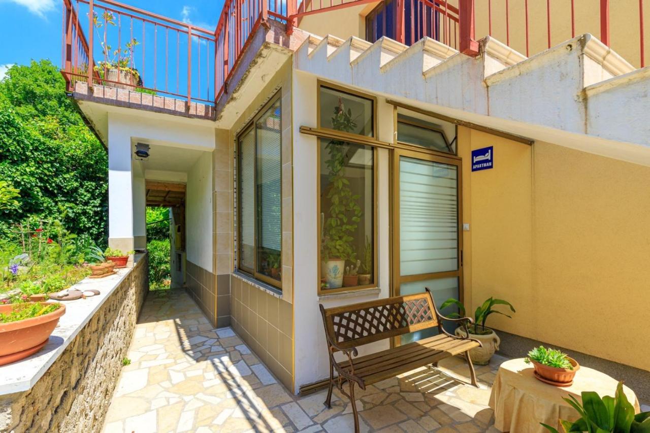 Apartments Vivijana Rabac Exterior foto