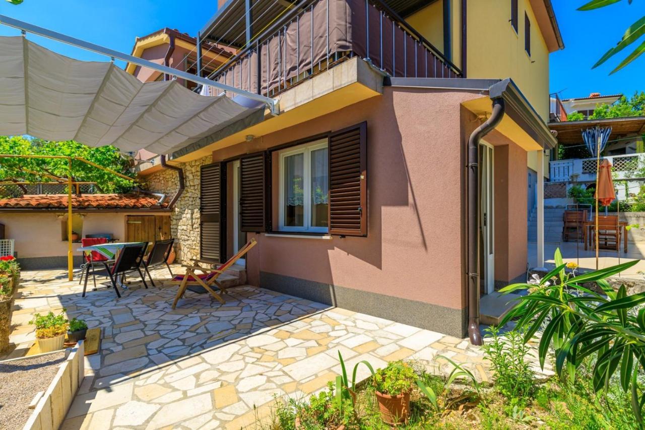 Apartments Vivijana Rabac Exterior foto